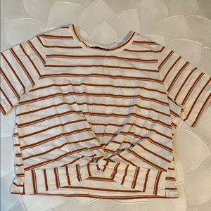 Crop tie knot t-shirt